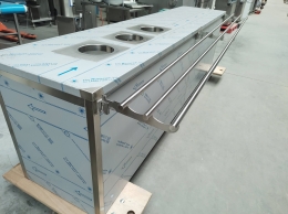 s/s buffet clearing table
